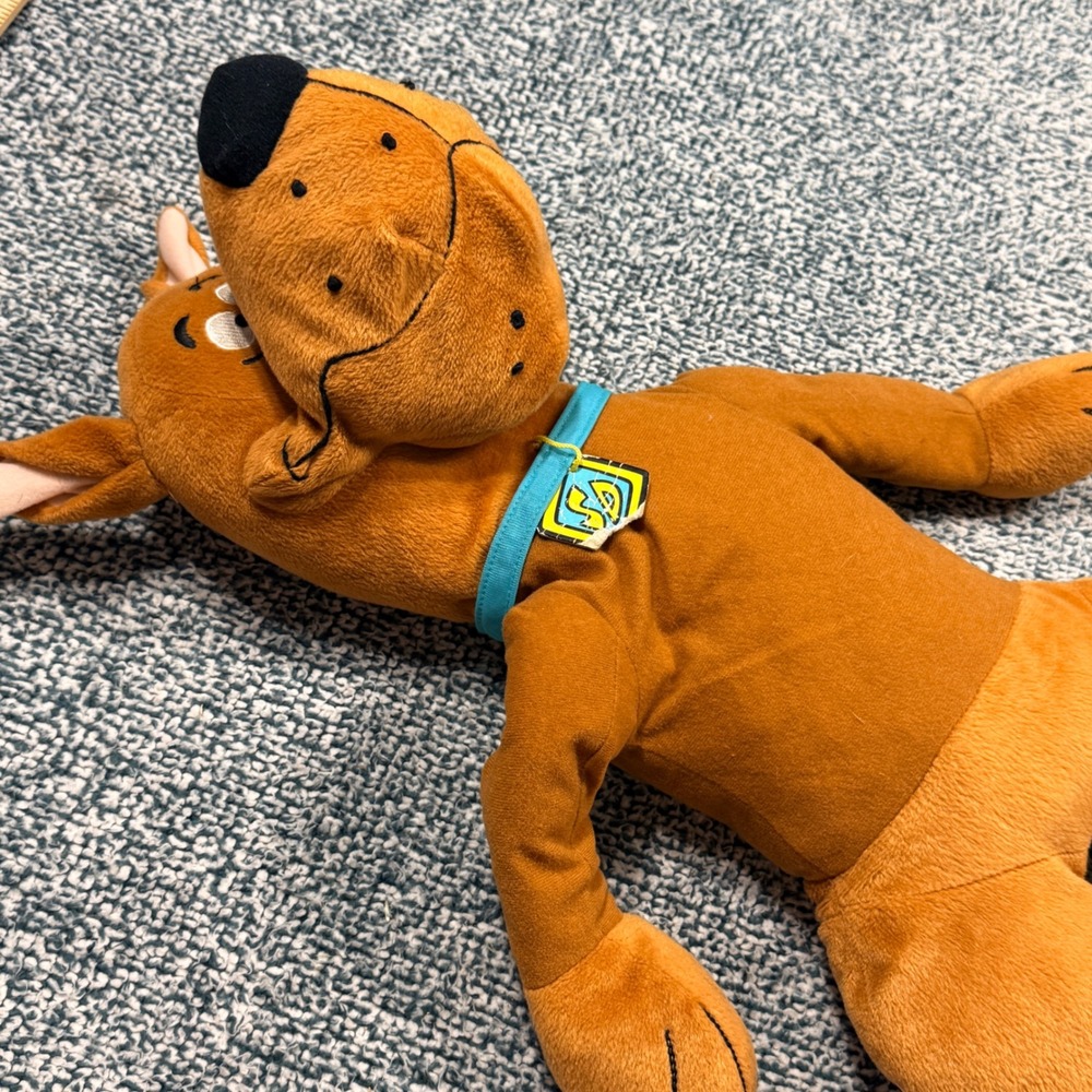 Scooby-Doo Plush Stuffed Animal Large Brown 25 Inch Teal Collar SD Tag Toy